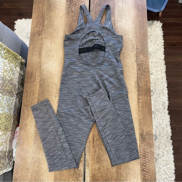 Outdoor Voices•Freeform Unitard Onsie Bodysuit•Dark Grey•Size X-Small - Picture 4 of 8